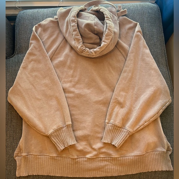 AE Brown Oversized Hoodie - Picture 6 of 6